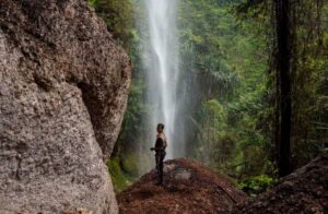 Eksotisme Air Terjun Batu Tilam, Destinasi Wisata Tersembunyi di Riau