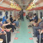 KAI Commuter Izinkan Penumpang Berbuka Puasa Saat di KRL