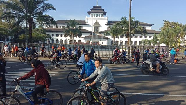 Kurangi Kemacetan, Pemkot Bandung Kaji Perbanyak Jalur Sepeda