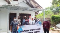 Perum Perindo Jalankan Program Bedah Rumah di Kawasan Pabrik Pakan Ikan Subang