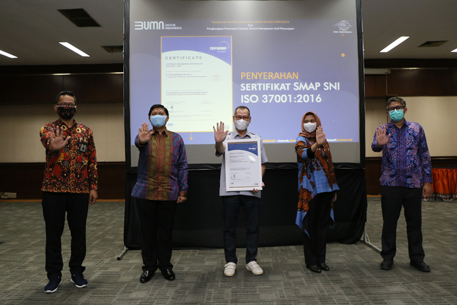 Pos Indonesia Raih Sertifikat SMAP SNI ISO 37001:2016