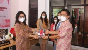 Genjot Budaya Literasi, Sudut Baca Hadir di Seluruh Kantor Pemprov Sulut