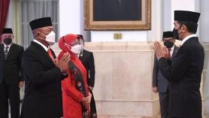 Jokowi Resmi Lantik Ganip Warsito sebagai Kepala BNPB