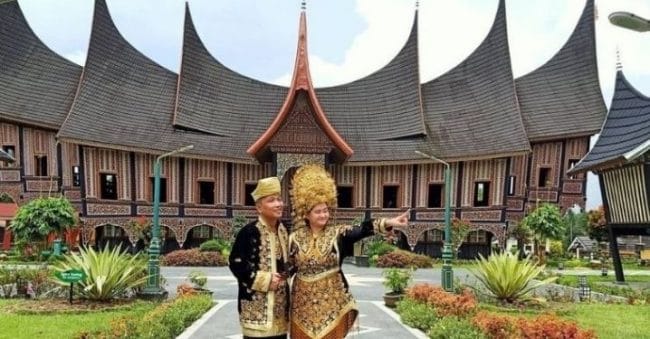 Tak Hanya Megah, Rumah Gadang Minangkabau Juga Mengandung Filosofis Kehidupan