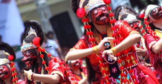 5 Fakta Tari Topeng Cirebon, Media Dakwah yang Berkembang Jadi Kesenian Daerah