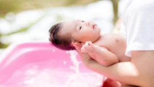 Ciptakan Momen Mandi Bersama Si Kecil Menyenangkan dengan 7 Bak Mandi Terkini