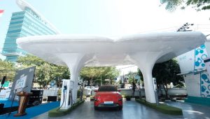 Dorong Ekosistem Kendaraan Listrik, PLN Hadirkan SPKLU Pertama di Gerbang Indonesia Timur