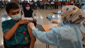 Dukung Herd Immunity, Petugas dan Komunitas Bandara Lakukan Vaksinasi Covid19 Dosis Kedua