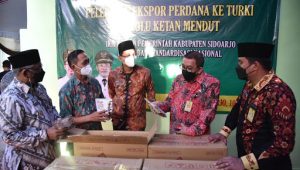 IKM di Sidoarjo Ekspor Keripik Brownies Ketan ke Turki