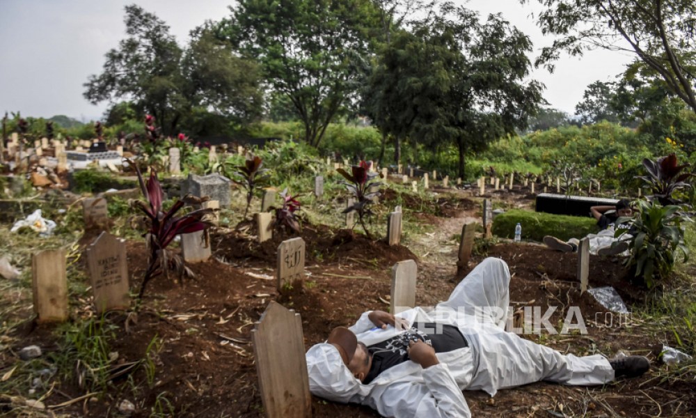 Kasus Makin Meroket Usai Luhut Klaim Covid Sangat Terkendali Kasus Makin Meroket Usai Luhut Klaim Covid Sangat Terkendali