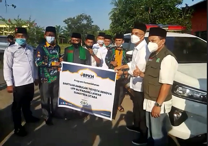 PP NU Care-LAZISNU Serahkan Bantuan Mobil Ambulance ke Lembaga Nadhatul Ulama (NU) Padang Lawas