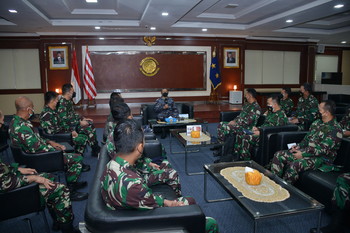 Pangkoarmada l Terima Siswa Tandik Sesko TNI TA 2021