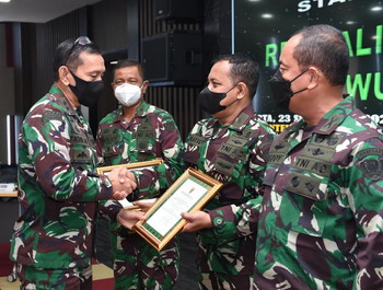 FGD Sahli Kasad Bahas Revitalisasi Siskodalops TNI AD Dalam Rangka Mewujudkan Network Centric Warfare (NCW)