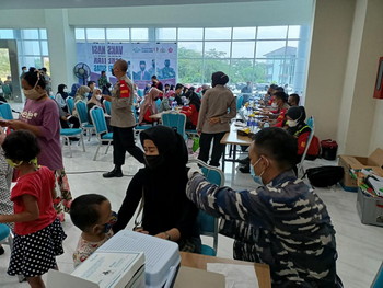 TNI AL Lanal Lampung Sikat Tuntas Serbuan Vaksinasi Maritim Dosis I dan II
