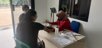 Permudah Akses Masyarakat , Keluarga Besar TNI AL Kelapa Gading Diwajibkan Vaksin COVID-19