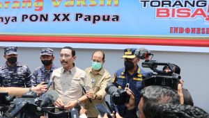 Serbuan Vaksin ke Papua, Dari IPDN dan TNI AL