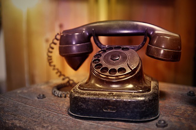 Pandemi kesepian – panggilan telepon sederhana, halo, orang tua yang terisolasi – Majalah Time.com