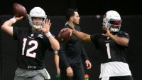 Arizona Cardinals mengincar waktu permainan pada Kyler Murray ketika tanda-tanda menunjuk ke Colt McCoy mulai dari QB, kata sumber