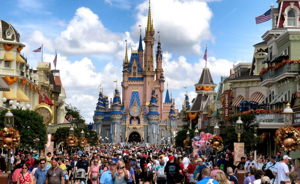 Disney World Menjeda Mandat Vaksin untuk Karyawan – Majalah Time.com