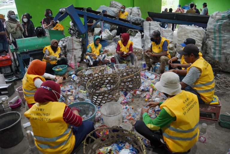 Indonesia Penghasil Sampah Plastik Laut Terbesar Kedua Didunia, EPPIC ...