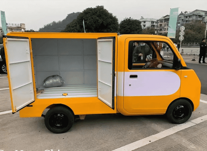 Lihai Menerobos Gang Sempit, Ini Mobil Boks Listrik Wuling E10 – Otomotif – Majalah Time.com