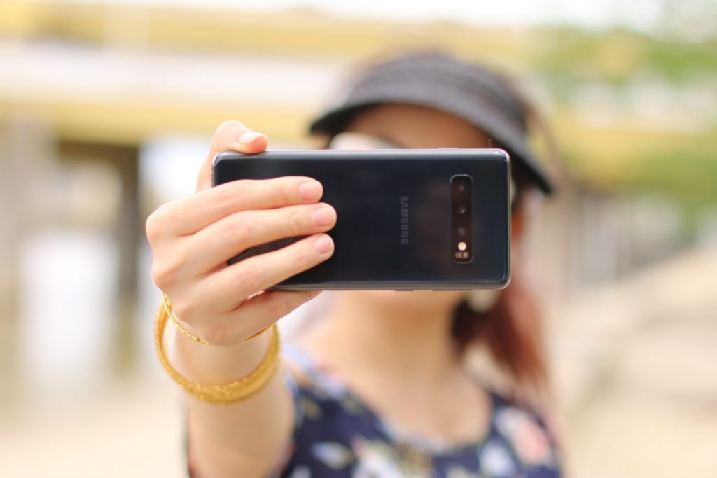 Pendekatan Sederhana untuk Koreksi Kemiringan Gambar dengan Self-Attention MobileNet untuk Smartphone – Majalah Time.com