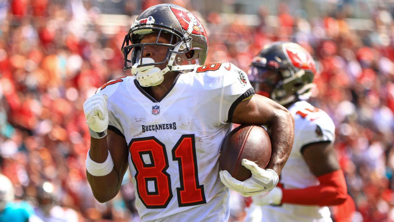 Antonio Brown dapat menghasilkan  juta dalam bentuk insentif kontrak untuk Tampa Bay Buccaneers yang membutuhkan WR – Majalah Time.com