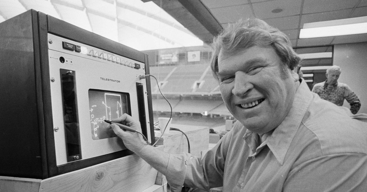 Bagaimana John Madden Menjadi Orang Paling Berpengaruh dalam Sejarah NFL