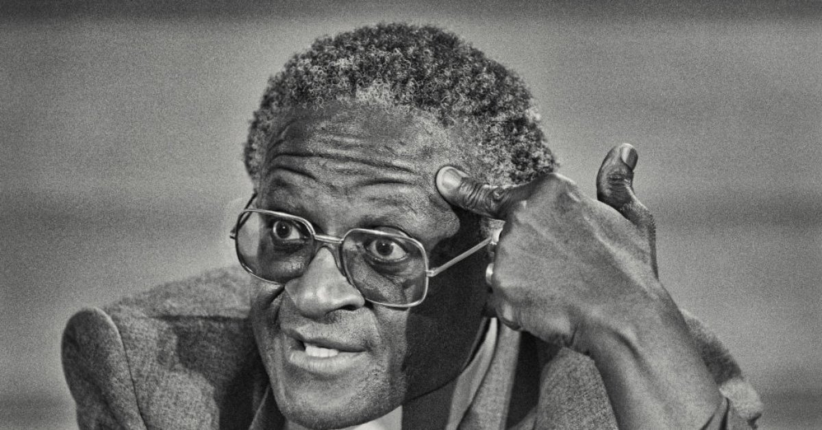 Desmond Tutu, Juru Kampanye Anti-Apartheid yang Mencoba Menyembuhkan Dunia, Meninggal di Usia 90 – Majalah Time.com Desmond Tutu, Juru Kampanye Anti-Apartheid yang Mencoba Menyembuhkan Dunia, Meninggal di Usia 90 – Majalah Time.com