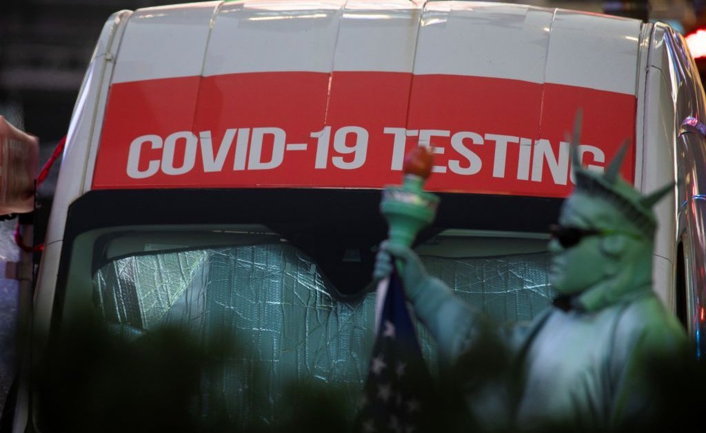 Kita Tidak Bisa Hanya Memaksakan Pembatasan Kapanpun COVID-19 Melonjak. Inilah Rencana yang Lebih Baik untuk 2022 – Majalah Time.com Kita Tidak Bisa Hanya Memaksakan Pembatasan Kapanpun COVID-19 Melonjak. Inilah Rencana yang Lebih Baik untuk 2022 – Majalah Time.com