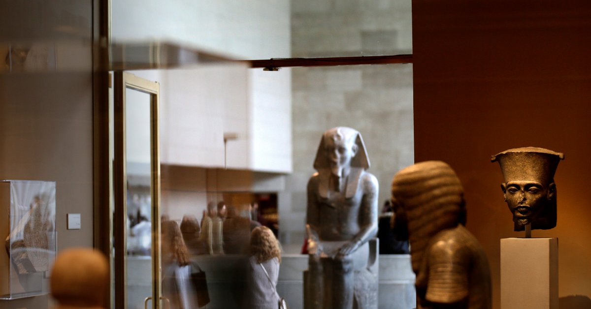 Museum Seni Metropolitan Menjatuhkan Nama Sackler Dari Galeri, Ruang Pameran – Majalah Time.com