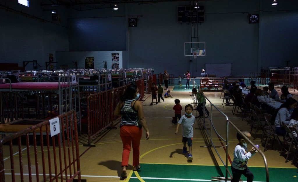 Sebuah Shelter di Juárez Mempersiapkan Gelombang Migran Lain saat Kebijakan ‘Tetap di Meksiko’ Dikembalikan – Majalah Time.com