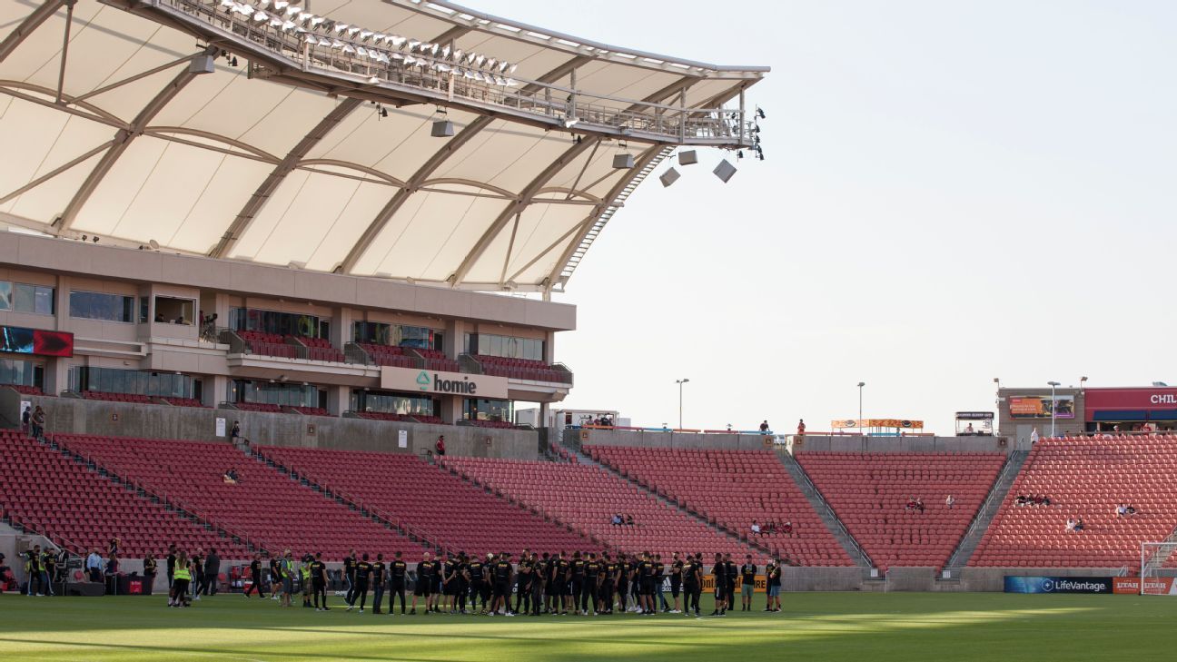 Axel Kei dari Real Salt Lake, 14, mengungguli Freddy Adu sebagai penandatanganan MLS termuda