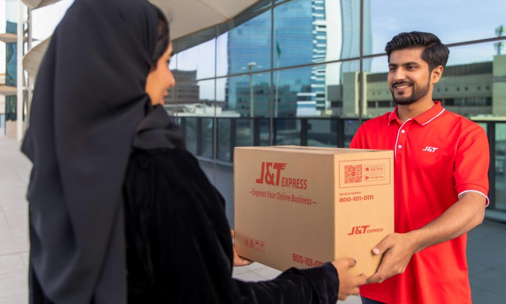 Ekspansi J&T Express ke Uni Emirat Arab dan Arab Saudi Ekspansi J&T Express ke Uni Emirat Arab dan Arab Saudi