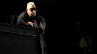 Mengingat André Leon Talley: Sangat Dapat Diakses di Industri Mode Elit Mengingat André Leon Talley: Sangat Dapat Diakses di Industri Mode Elit