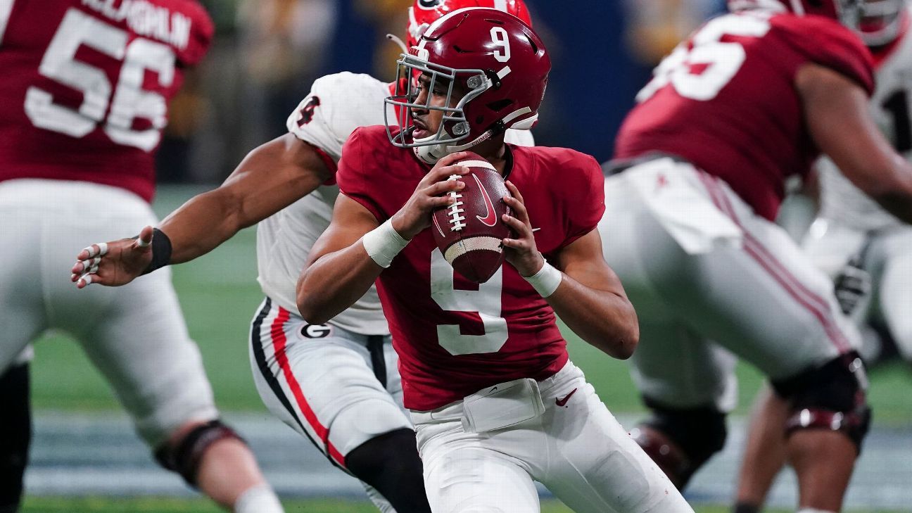 Para pelatih memuji Alabama QB Bryce Young menjelang pertandingan gelar CFP vs. Georgia Para pelatih memuji Alabama QB Bryce Young menjelang pertandingan gelar CFP vs. Georgia