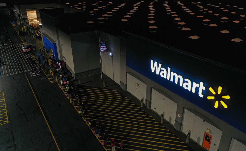 Pengajuan Walmart Mengungkapkan Rencana untuk Membuat Cryptocurrency dan NFT