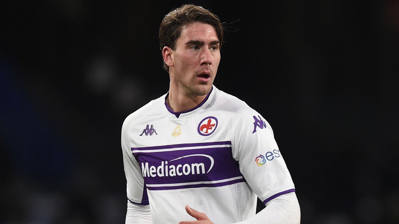 Vlahovic ke Arsenal akan melihat Aubameyang ke Barcelona