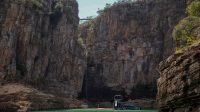 Wall of Rock Falls on Boaters di danau Brasil, Membunuh 6 Wall of Rock Falls on Boaters di danau Brasil, Membunuh 6