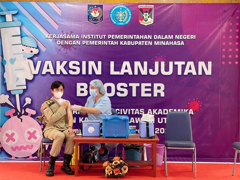 Dr. Hadi Prabowo Tinjau Langsung Vaksinasi Booster Covid19 di Seluruh Kampus IPDN