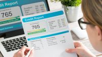 Tren Pengambilan Kredit Experian 2022: Indonesia. Tren Pengambilan Kredit Experian 2022: Indonesia.