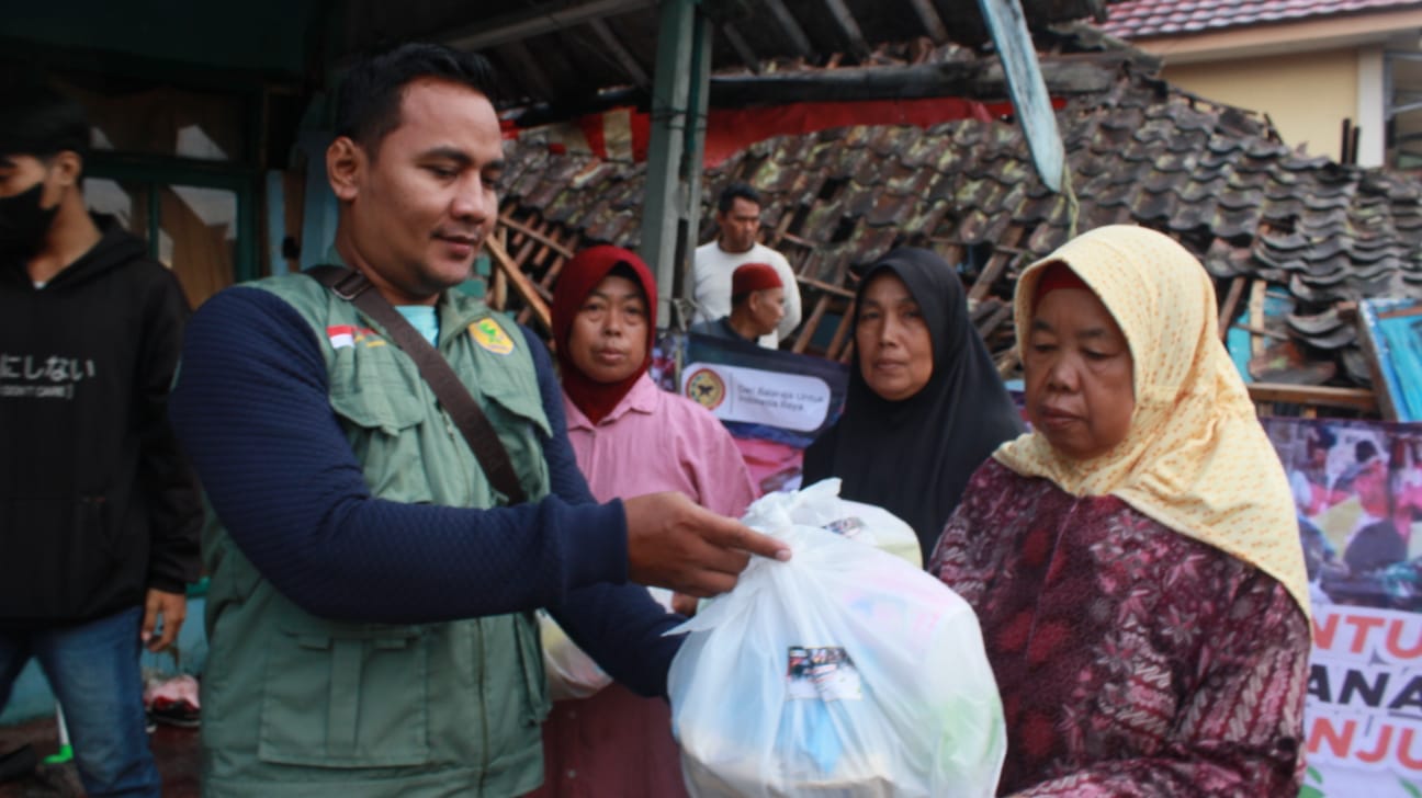 Bantu Warga Cianjur Terdampak Gempa, YABAPIR Salurkan 200 Sembako