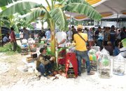 Arief M Edie Pj. Bupati Bangkalan Di Lomba Kicau Burung Perkutut Arief M Edie Pj. Bupati Bangkalan Di Lomba Kicau Burung Perkutut