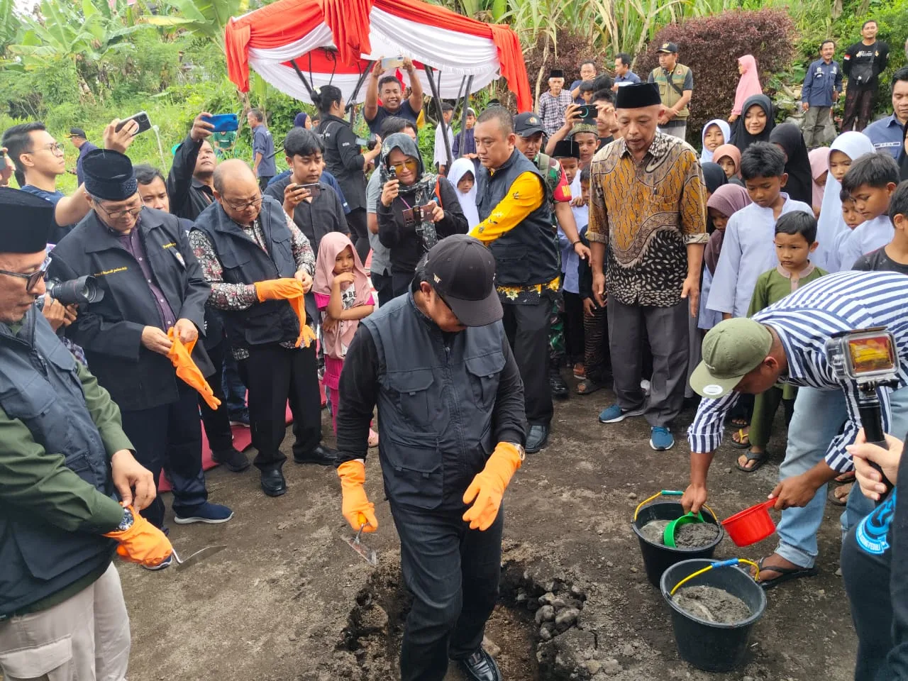 Mahkamah Agung RI Peduli Membangun Harapan dan Kedekatan di Tengah Bencana