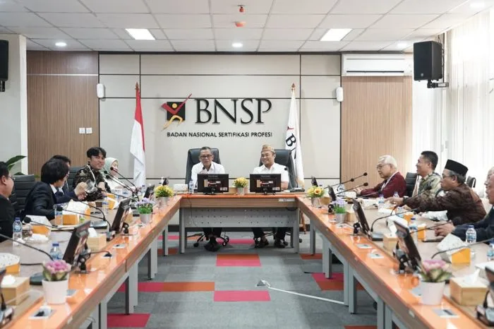 5 Lembaga Sertifikasi Halal Luar Negeri Terima Sertifikat Kompetensi Halal dari BNSP dan LSP PPHI