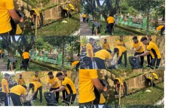 Wujudkan Instruksi Presiden RI, Personel Polda Kalsel Hadir Lewat Aksi Bersih Masjid