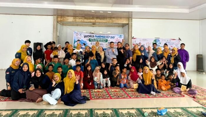 Tak Hanya Bicara Obat, Apoteker Riau Turun Langsung Berbagi dan Edukasi Masyarakat